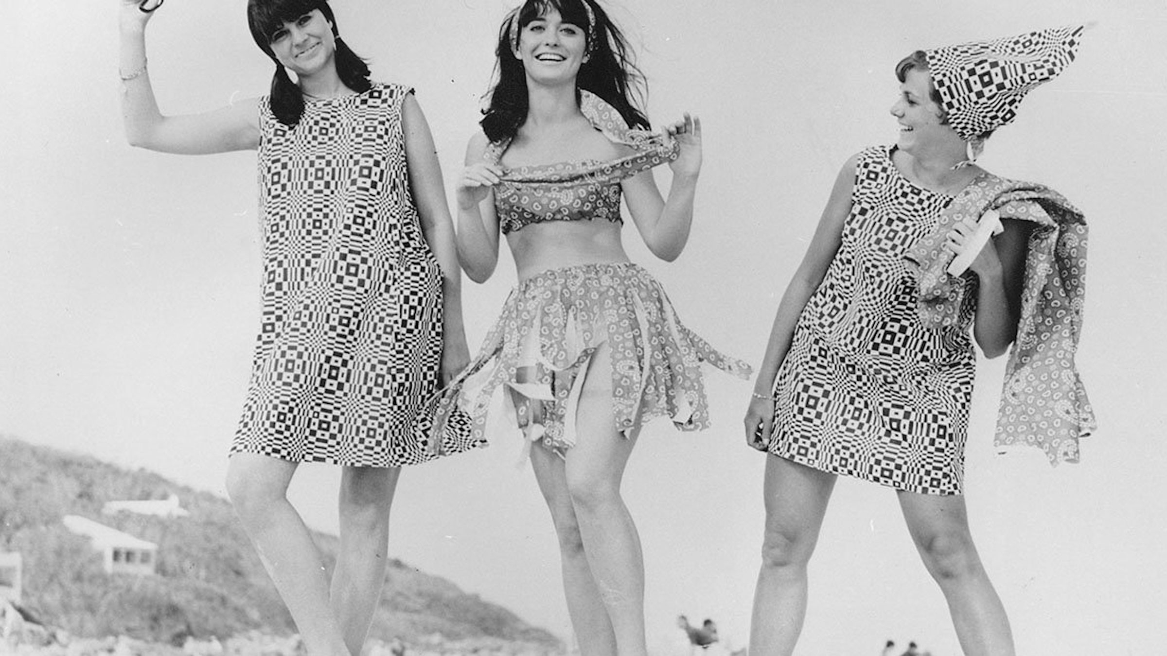 Paper dresses hotsell from the 60s