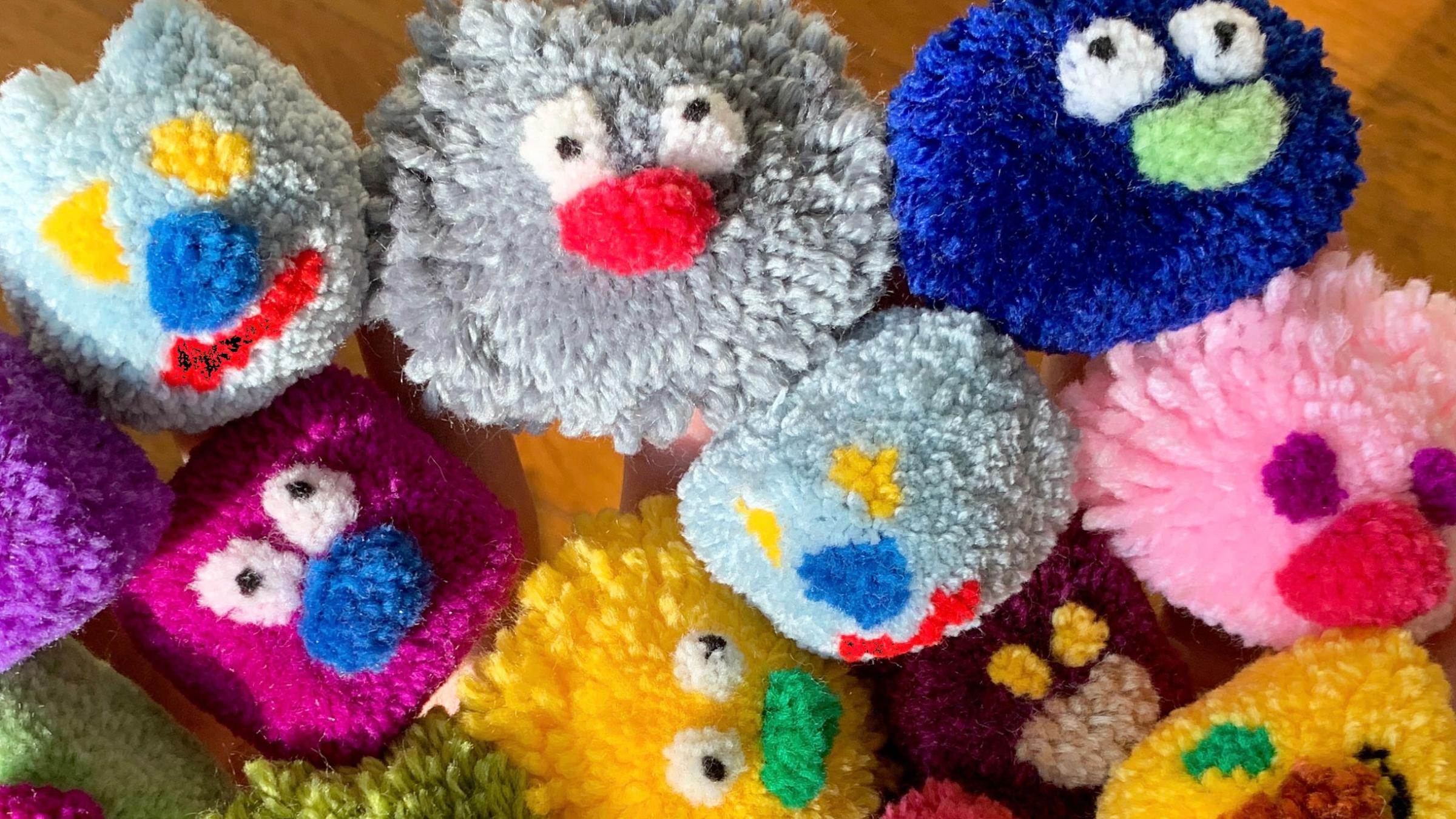 Family Studio: Pom-Pom Party!