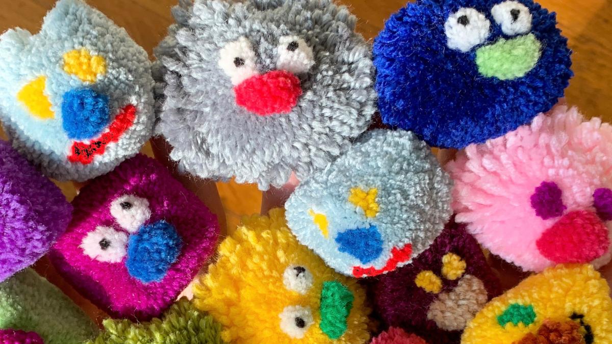 Family Studio: Pom-Pom Party!