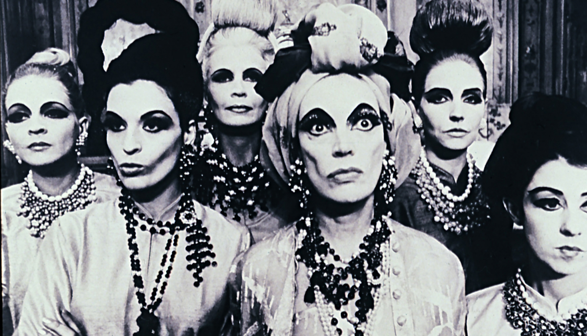  Still from Qui êtes-vous, Polly Maggoo? (Who are You Molly Maggoo?), 1966, Dir. William Klein