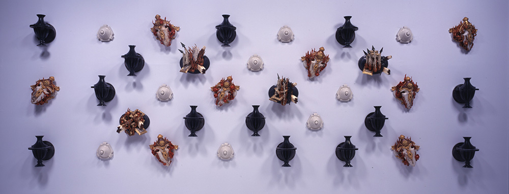 Kohei Nakamura: <i>RESURRECTION</i>, 1999<br> Porcelain, iron<br>106 5/16 x 275 9/16 x 11 13/16 in. (270 x 700 x 30 cm)<br> Courtesy the artist<br> ©NAKAMURA Kohei<br> Photo: HATAKEYAMA Takashi